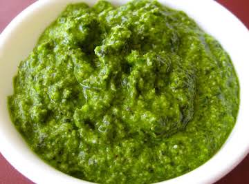 Pesto - Cheap and Easy Pesto for Garlic Lovers