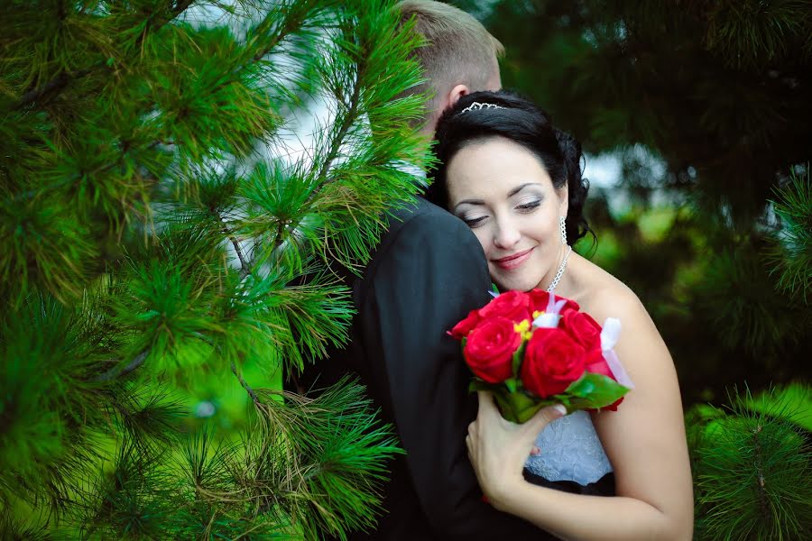 Fotografo di matrimoni Natalya Kulikovskaya (otrajenie). Foto del 7 marzo 2017