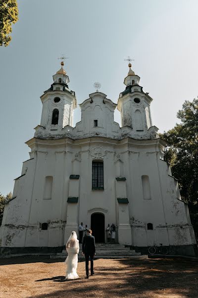 Wedding photographer Marina Guseva (gusevamarina). Photo of 18 October 2023