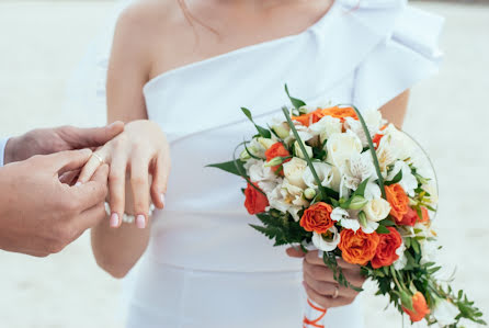 Fotografo di matrimoni Elena Minazova (elenmoon). Foto del 13 ottobre 2016