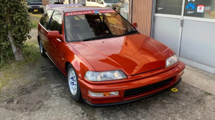 RX-7の赤いFC・ポピー・刈谷ハイウェイオアシス・友達・感謝に関するカスタム事例の投稿画像2枚目