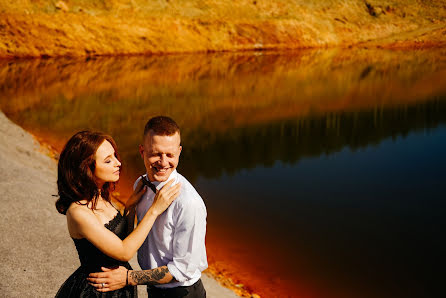 Fotógrafo de casamento Aleksey Demshin (demshinav). Foto de 9 de outubro 2016