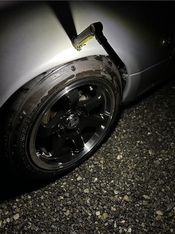 ロードスターのガソスタは盛れる・何故か🌧️に降られて仕方なく洗車・荷物📦が載らない😅・開封の儀・宴会🥳続きで…に関するカスタム事例の投稿画像8枚目