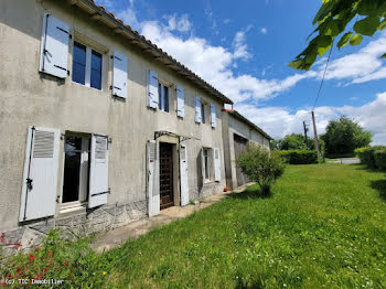 maison à Sauzé-Vaussais (79)