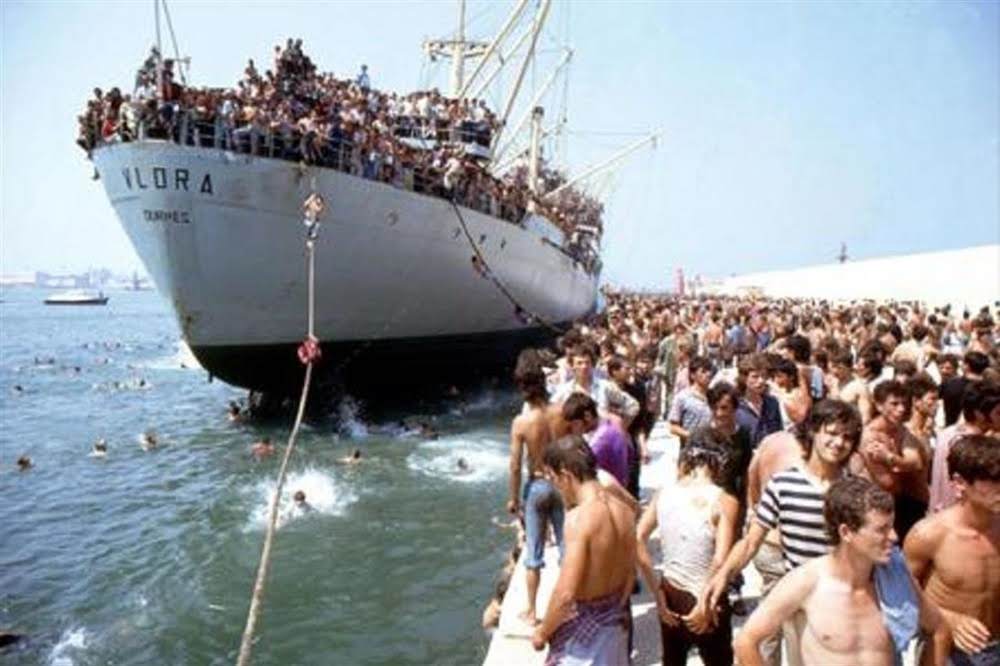 Vlora, o navio de refugiados La Nave Dolce