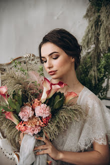 Wedding photographer Elena Velichko (velychko1). Photo of 28 May 2020