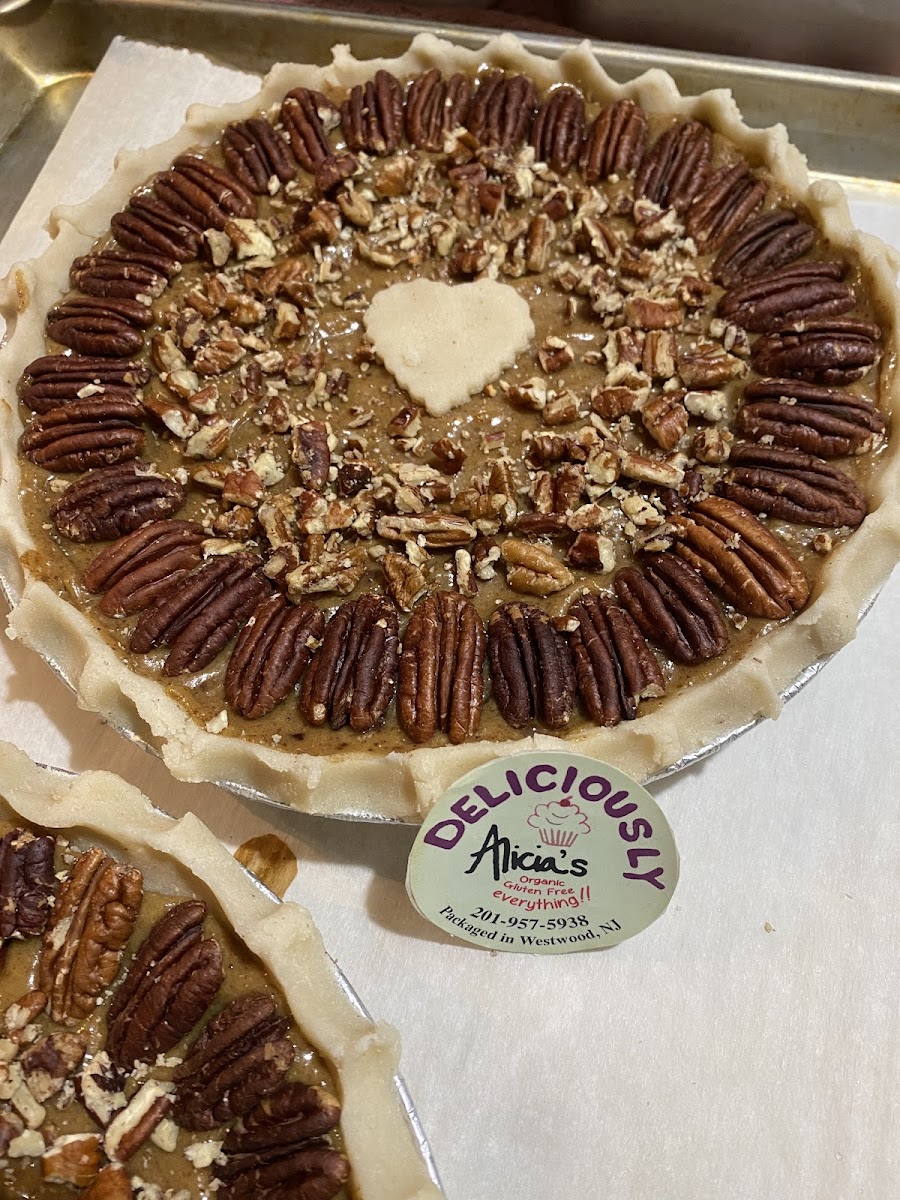 Gluten-Free Pies at Deliciously Alicia's