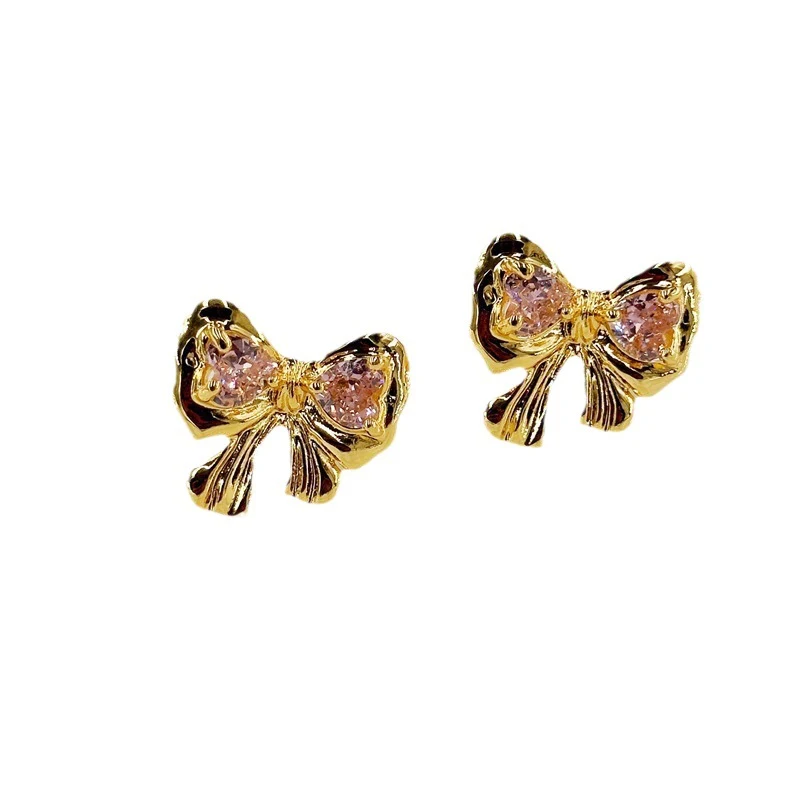 Title 2, Boucles doreilles clous femme, or 18K, nœud et...