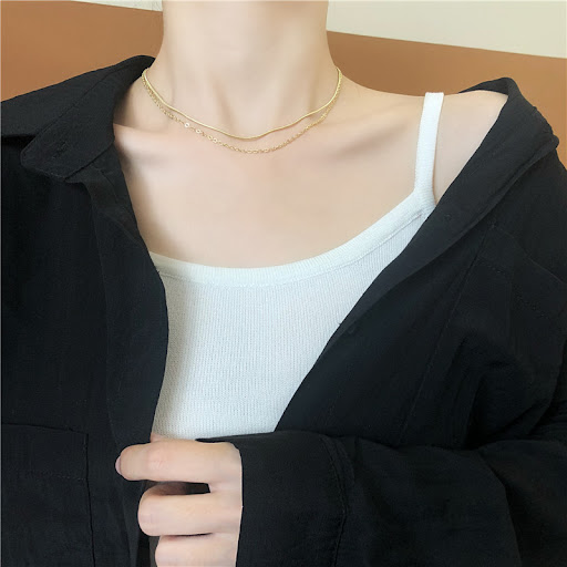 Title 6, Personalized Female Clavicle Chain Necklace, a ...