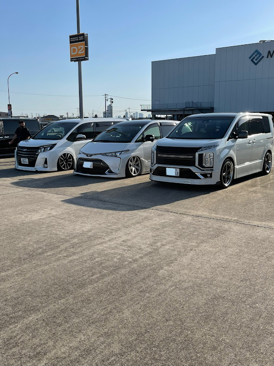 デリカD:5の愛知県に単身赴任・オフ会・エアポートウォーク名古屋に関するカスタム事例の投稿画像2枚目