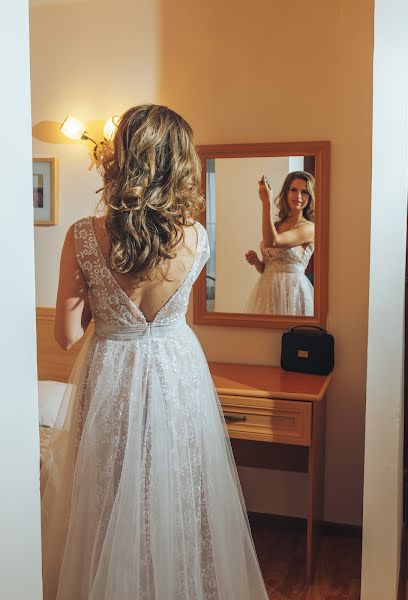 Fotografo di matrimoni Viktoriya Ceys (zeis). Foto del 10 luglio 2019