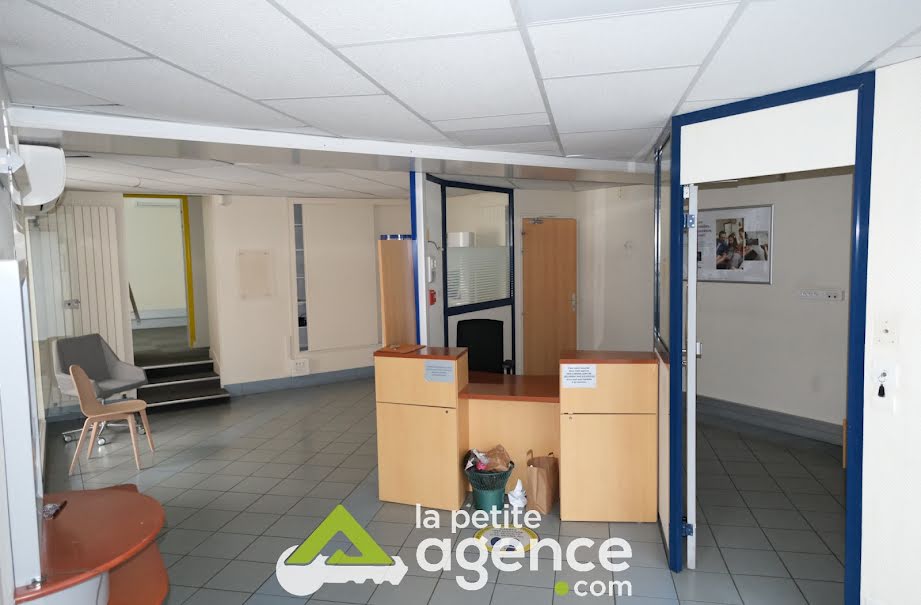 Vente locaux professionnels  237 m² à Imphy (58160), 84 000 €