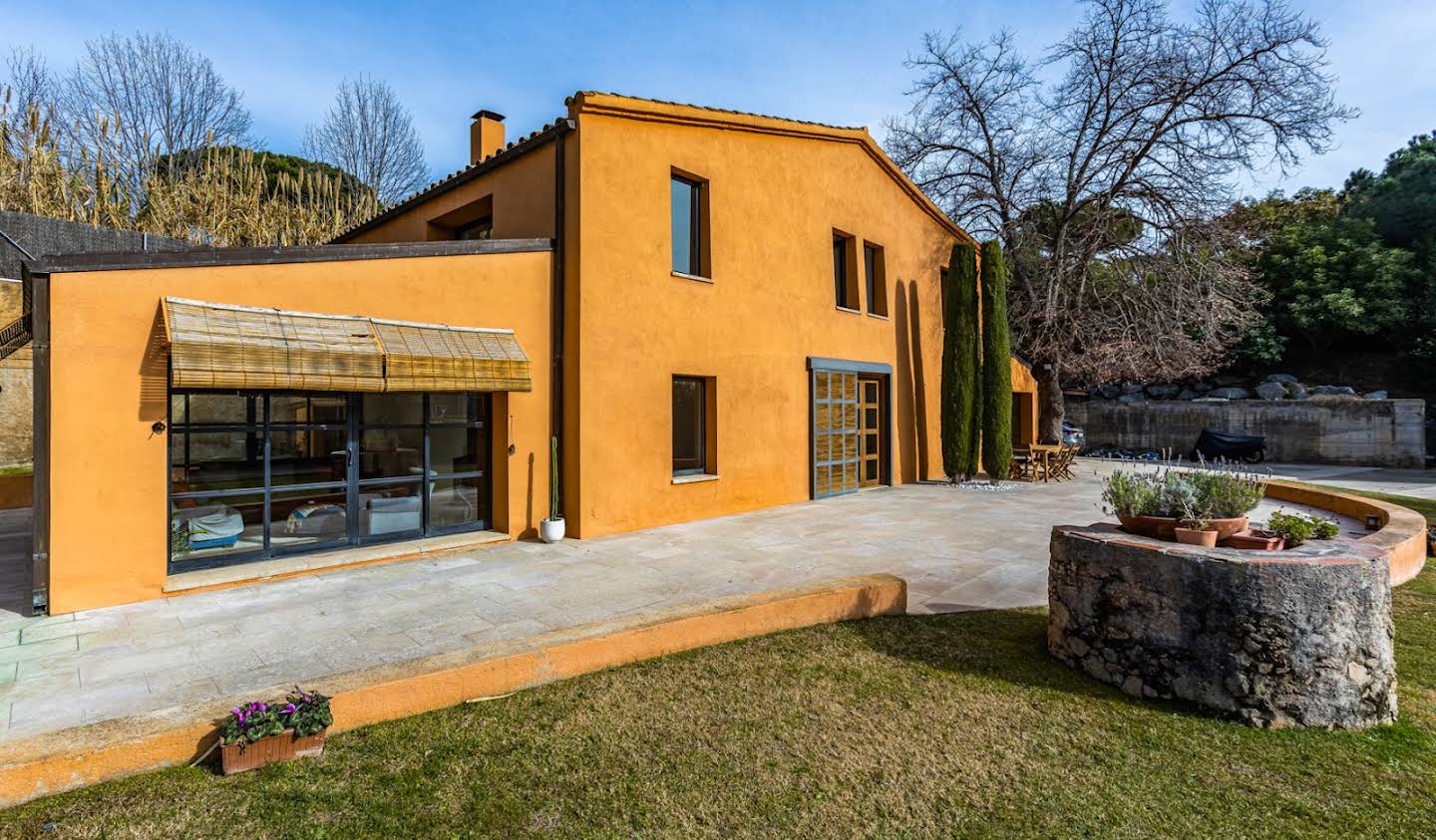 House with garden and terrace Cabrils