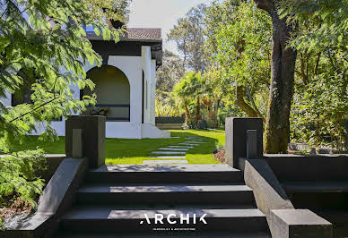 Villa with pool and terrace 6