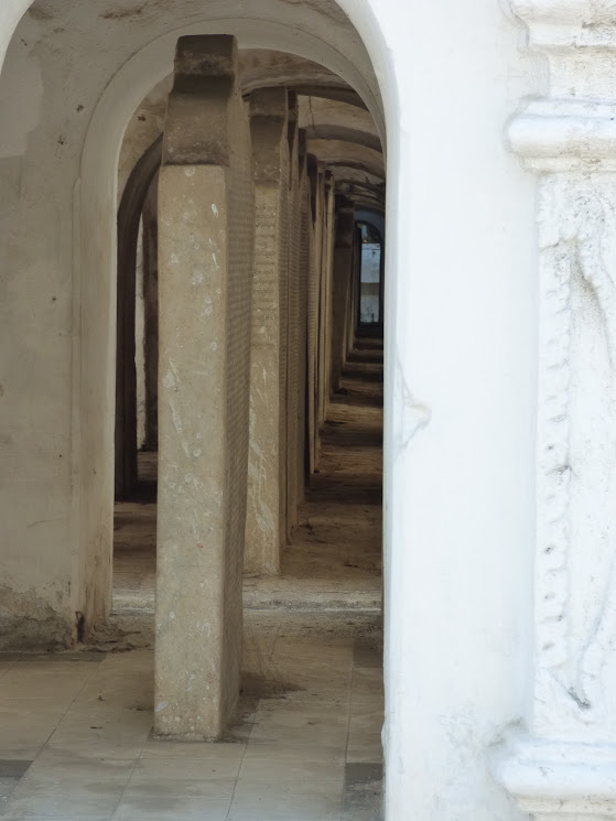 kuthodaw pagoda mandalay