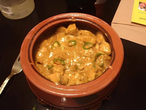 Chicken Diwani Handi (Restaurant Special)