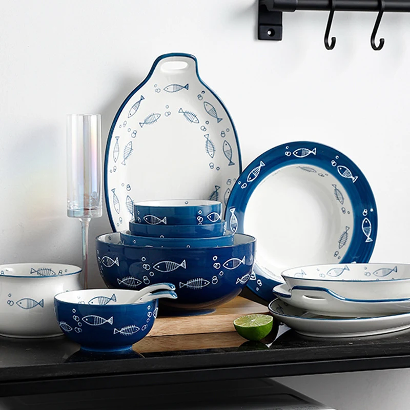 Conjunto de cerâmica japonesa para café da manhã em casa, criativo e com personalidade, pequeno conjunto de peixes. Desfrute do seu café.