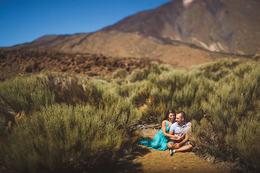 Wedding photographer Slava Semenov (ctapocta). Photo of 13 October 2013