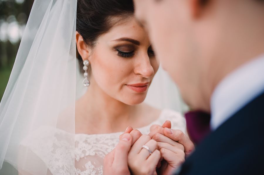 Fotografo di matrimoni Aleks Sukhomlin (twoheartsphoto). Foto del 14 maggio 2015