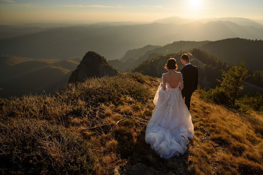 Wedding photographer Ionut Diaconescu (fotodia). Photo of 21 April 2019