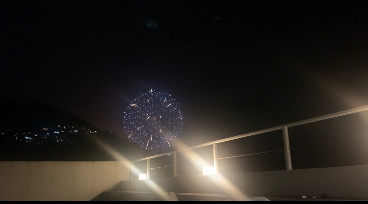 M6 カブリオレのドライブ・BMW・M6カブリオレ・熱海花火大会に関するカスタム事例の投稿画像7枚目
