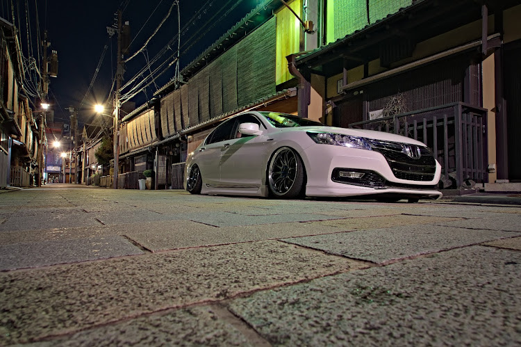アコードのworkwheels・ZR10・エアサス・祇園白川・紅葉スポットに関するカスタム事例の投稿画像2枚目