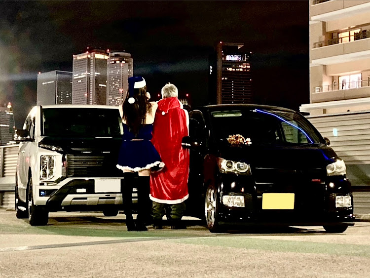 デリカD:5のお題に乗っかってみた・イルミネーションと愛車・YOASOBI・摩天楼・サンタコスプレに関するカスタム事例の投稿画像8枚目