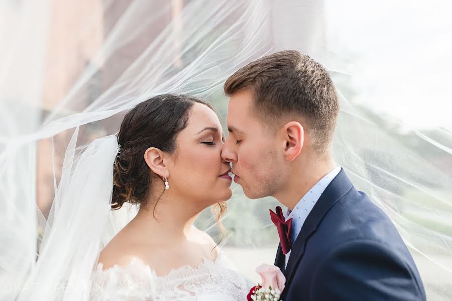 Fotógrafo de casamento Katey Penton (kateypenton). Foto de 9 de março 2020