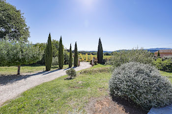 villa à Saint-Saturnin-lès-Apt (84)