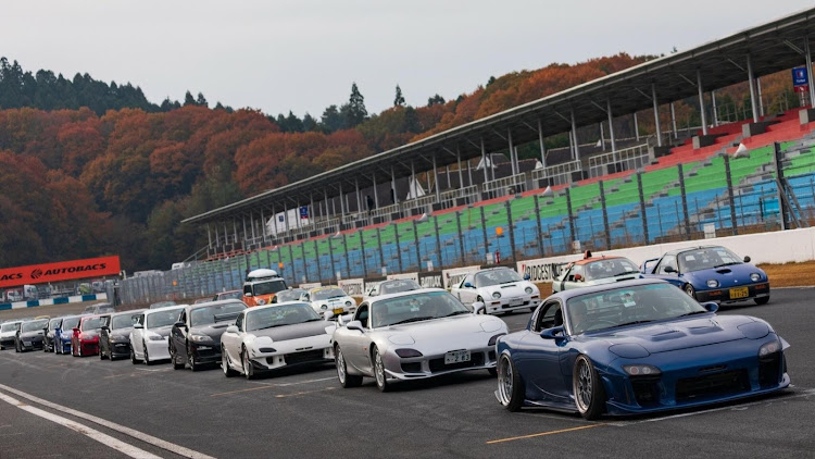 RX-8のマツフェス・久しぶりにに関するカスタム事例の投稿画像3枚目