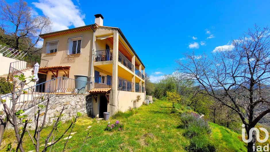 Vente maison 4 pièces 116 m² à Berre-les-Alpes (06390), 445 000 €