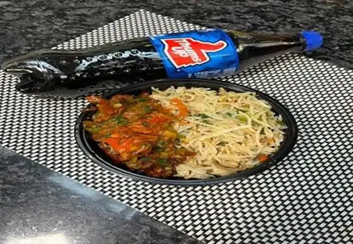 Paneer Chilli Grevy Noodles+ Coldrink [250 Ml]