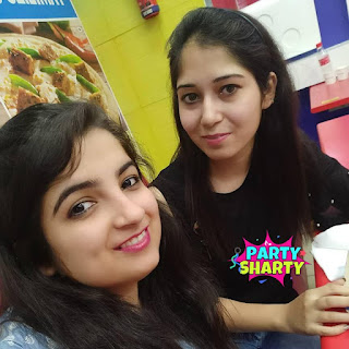 Bhawna Rakheja at Domino's Pizza, Crown Interiorz Mall,  photos