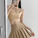 Shallow khaki