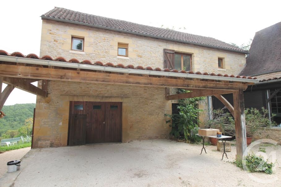 Location  maison 5 pièces 160.84 m² à La Chapelle-Aubareil (24290), 990 €