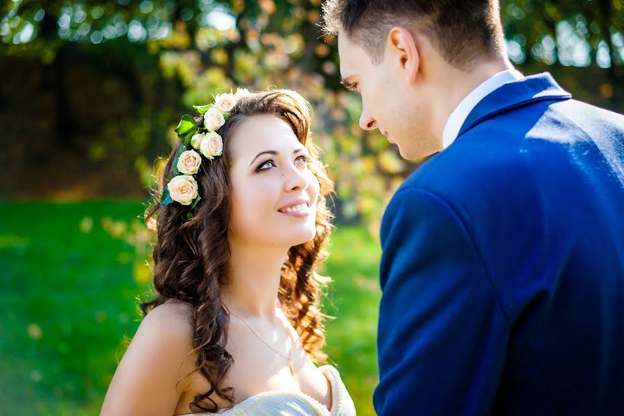 Fotógrafo de casamento Andrey Lavrinec (loverinets). Foto de 3 de novembro 2015