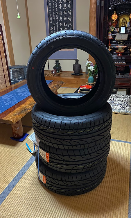 フィットのタイヤ組み換え完了・GE8・CORSA VEERA・春よ来い・CE28Nに関するカスタム事例の投稿画像1枚目