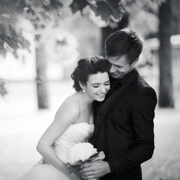 Fotografo di matrimoni Yuriy Ronzhin (juriy-juriy). Foto del 7 aprile 2020