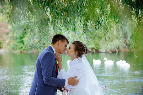 Fotógrafo de casamento Irina Makhinich (makhinich). Foto de 2 de agosto 2020