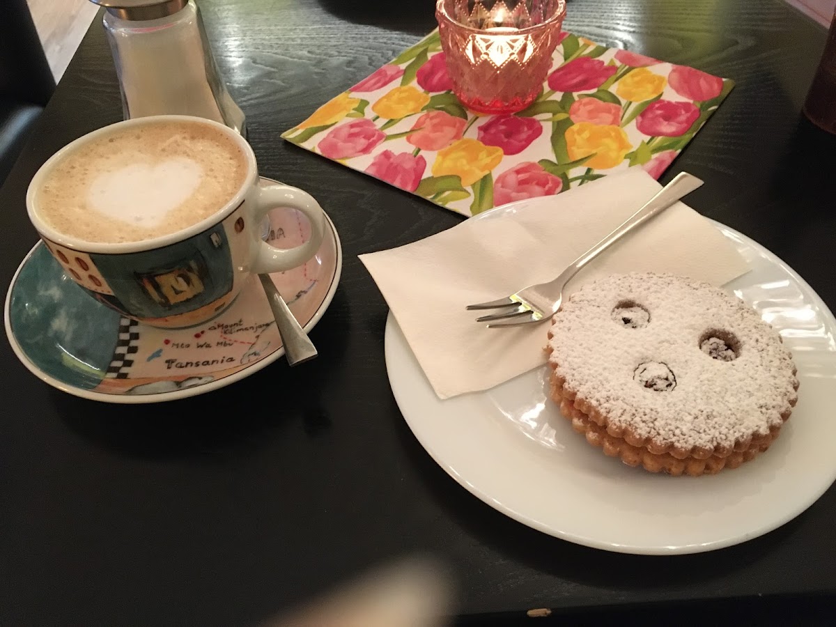 Gluten-Free Cookies at Glutenfreie Bäckerei Konditorei Eis Voh