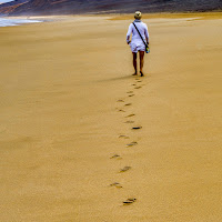 a piedi nudi in Cofete di kaos