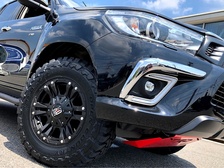 Duxyべんぞーさんが投稿したTOYOTA・hilux・TRD・Duxy・GUN125に関するカスタム事例の投稿画像2枚目