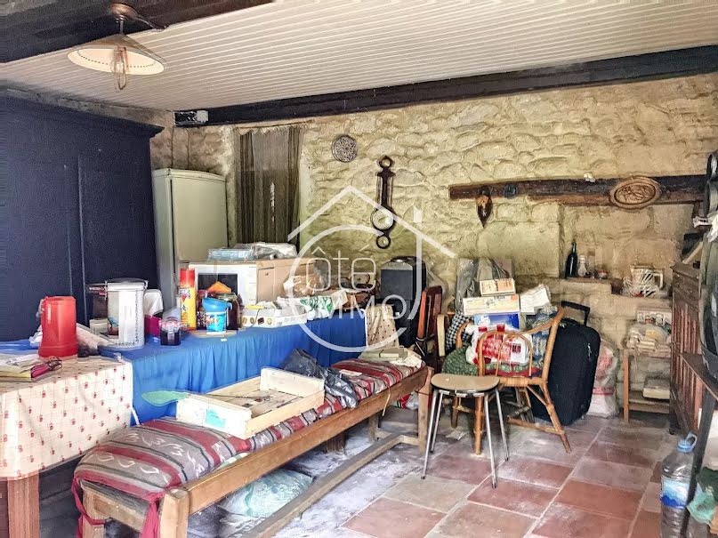 Vente propriété 6 pièces 166 m² à Pellegrue (33790), 66 000 €