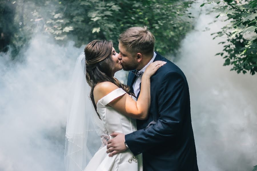 Wedding photographer Anya Berezuckaya (aberezutskaya). Photo of 26 June 2019