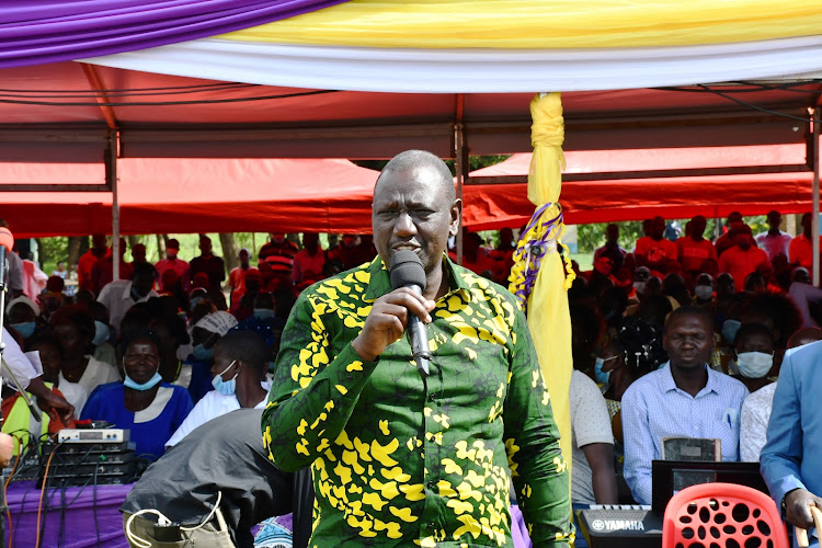 Deputy President William Ruto speaking at Machuakusi in Busia on October23, 2021.