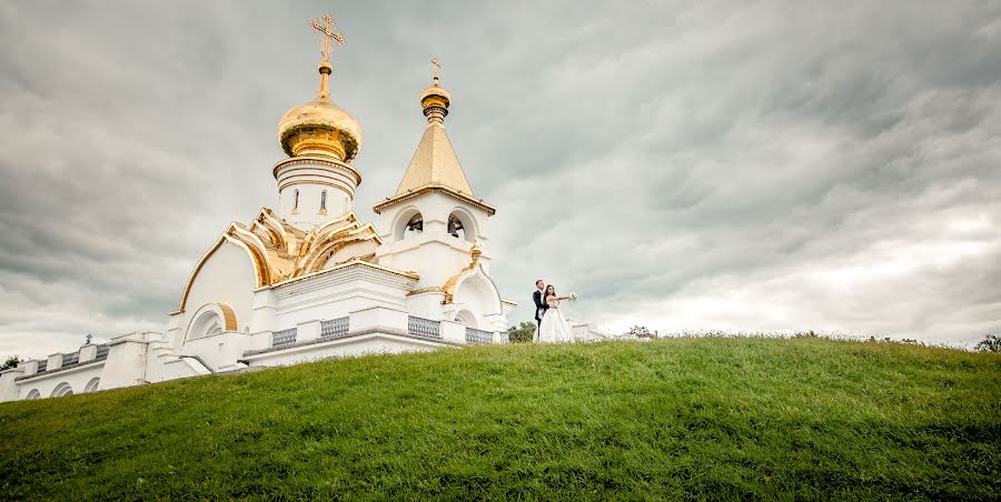 Wedding photographer Evgeniy Avdeenko (akvil69). Photo of 19 December 2016