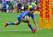 Scrumhalf Herschel Jantjies has agreed to stay two more years at the Stormers.