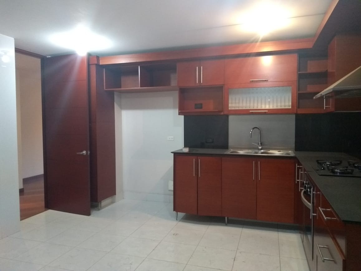 Apartamento En Venta - La Carolina, Bogota