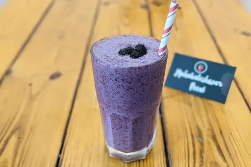 Mulberry Milkshake