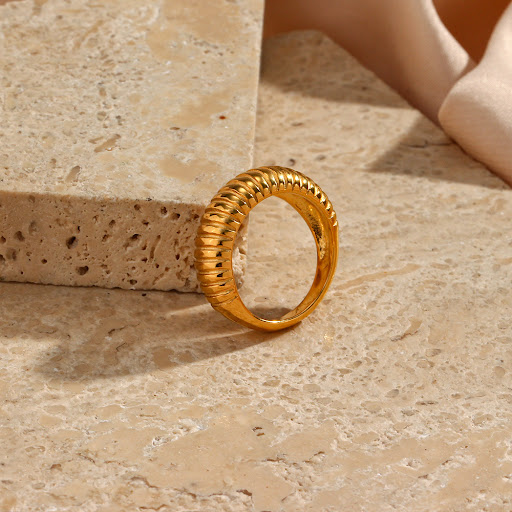 Title 2, Womens Fashion Gold Pinstripe Ring